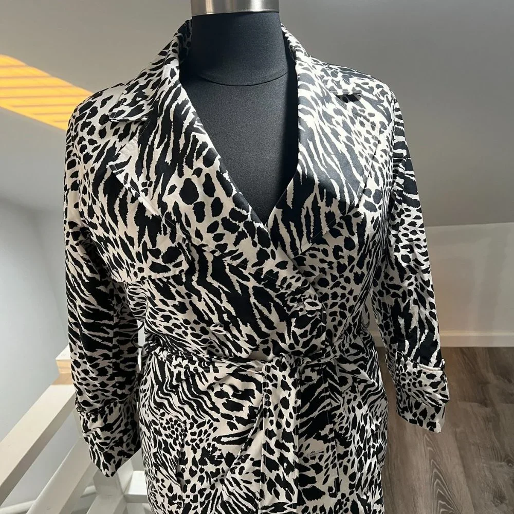 Sergio Hudson x Target Animal Print Strong Shoulder Trench Coat - Picture 2 of 10